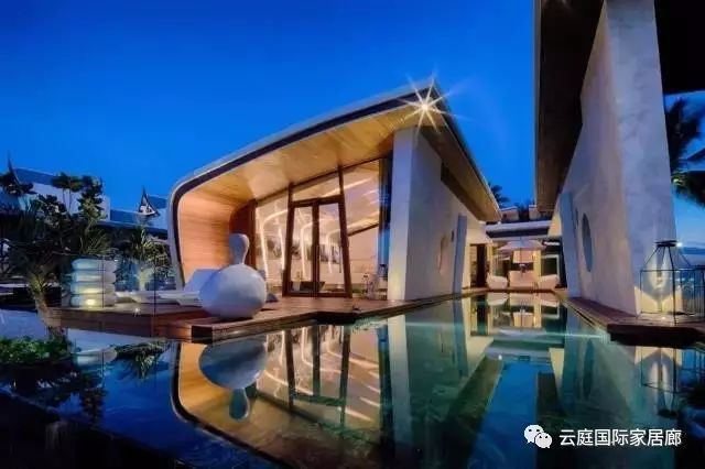 【美炸了!小包总撩妹胜地大曝光】-11