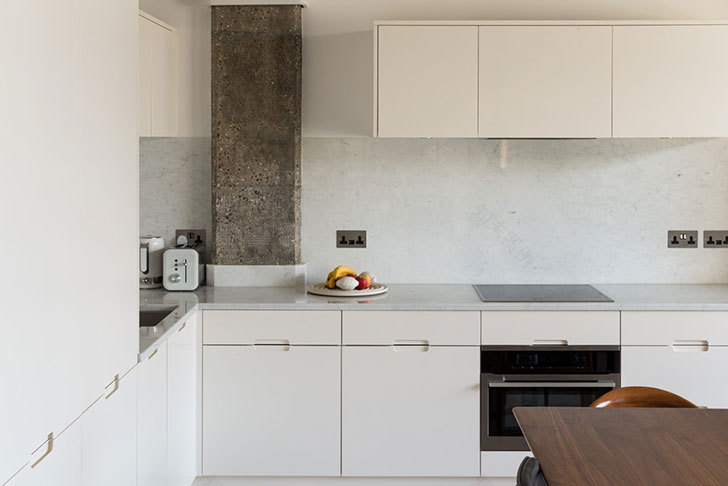 伦敦河畔明亮现代公寓——完美空间利用-11