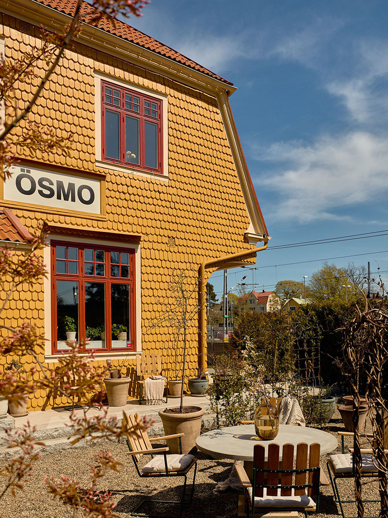 瑞典小镇的复古火车住宅设计-30