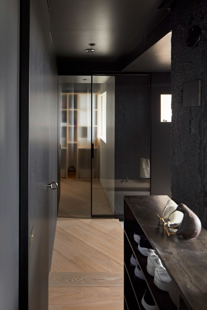 凹屋 · 二手公寓改造丨日本丨Hiroyasu Imai-21