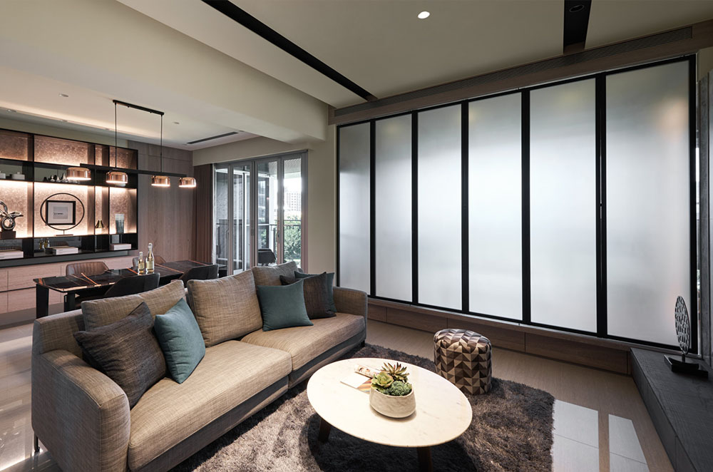 绿装修复合空间,自然日光与木纹元素共筑舒适居家氛围-3