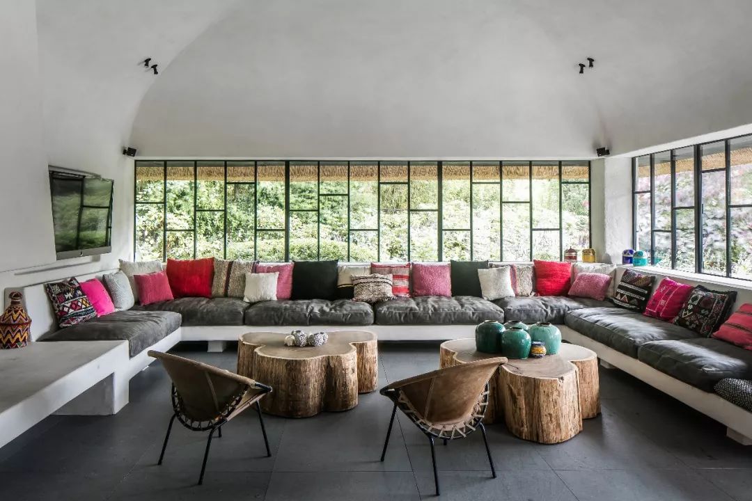 比利时 Benoit Viaene 打造内敛朴素公寓设计-15