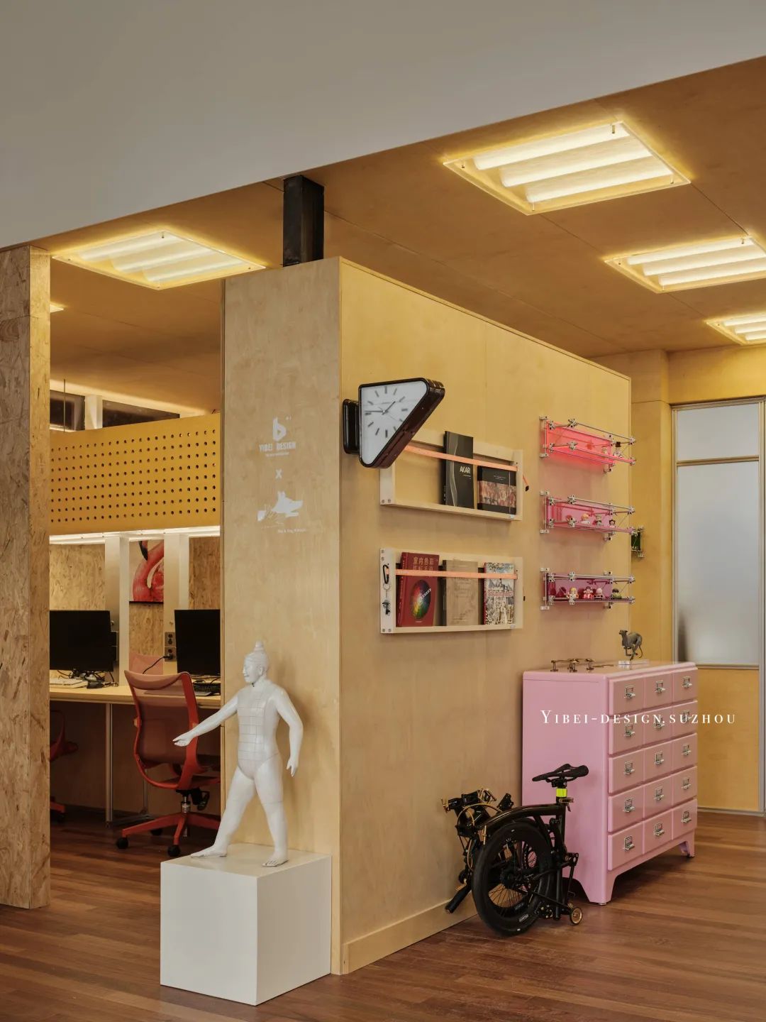 包豪斯下的办公室造梦丨YIBEI DESIGN SUZHOU-3