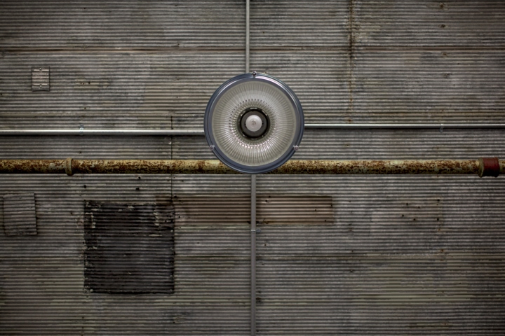 Michigan 百年老厂房变身为现代手工威士忌酒坊，历史与未来交融-18