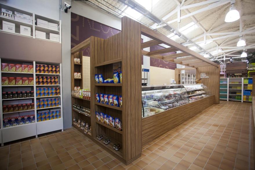 Eat...餐厅 | 现代工业风设计,强调食品特色-10