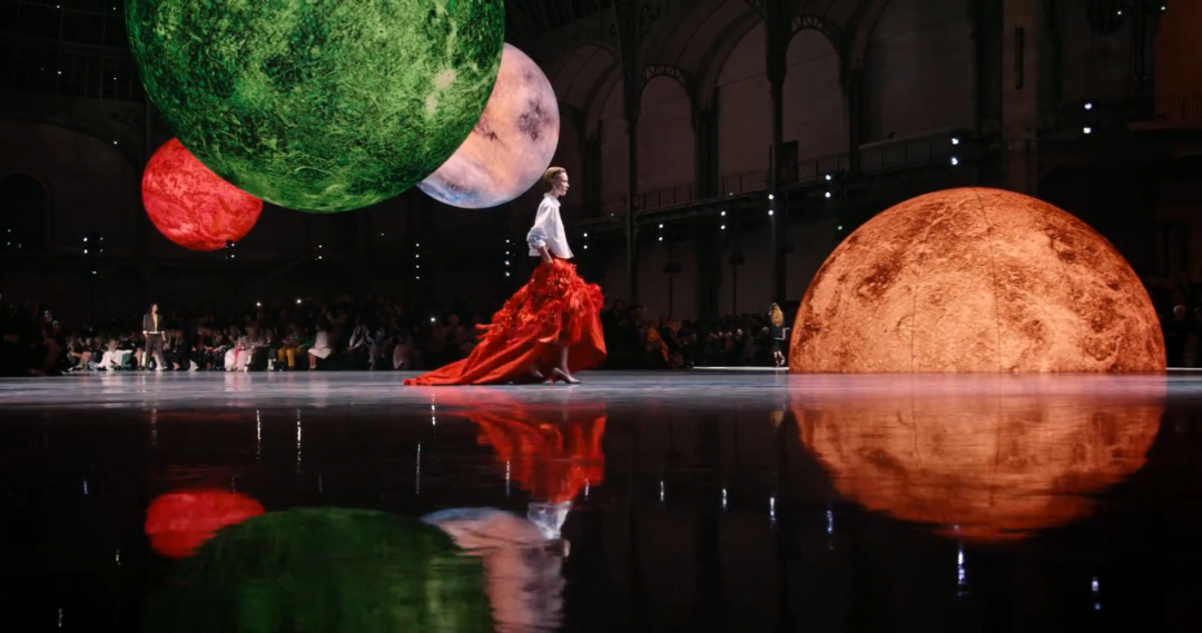 星空舞台重塑香奈儿的永恒-36