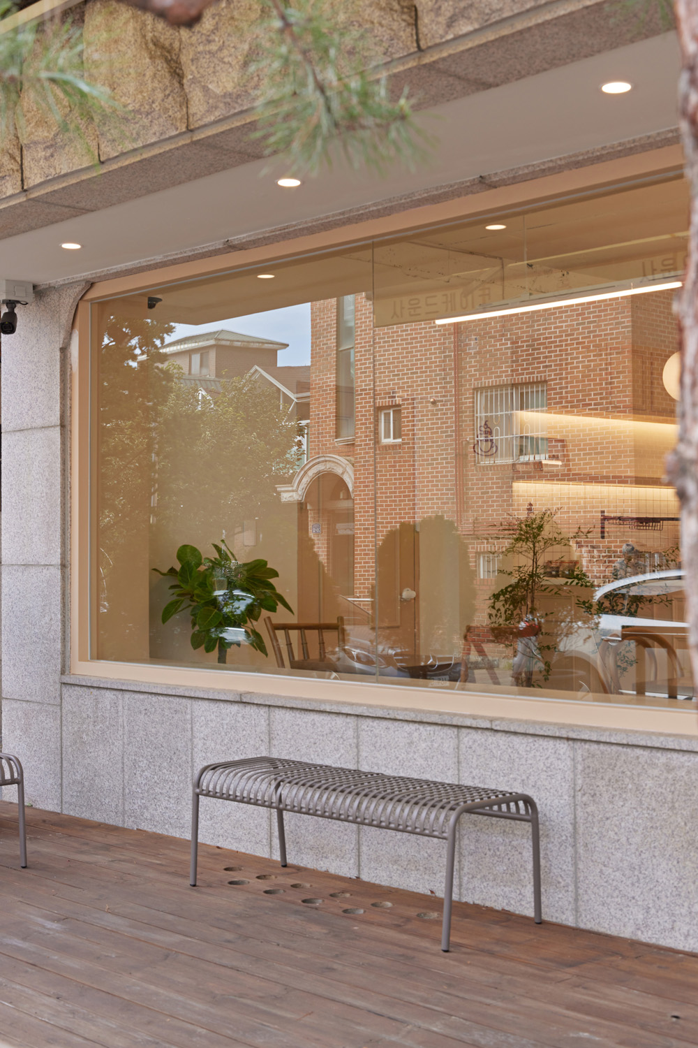 27 平咖啡厅室内设计 | 精致小巧的音效空间-16