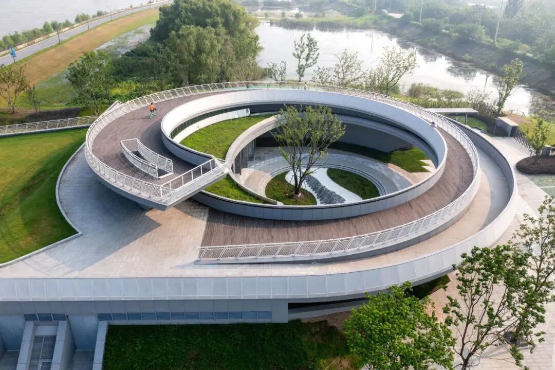 从功能至上到融入公共生活——南京江心洲排涝泵站-54