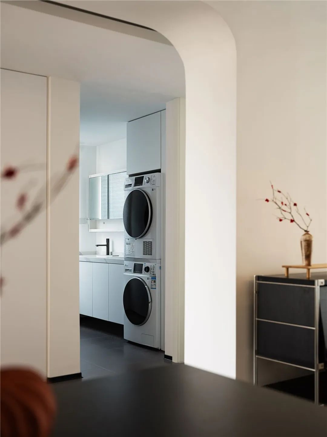 120㎡现代空间,舒适独居的收纳与色彩艺术丨中国滁州丨山舍建筑设计-21