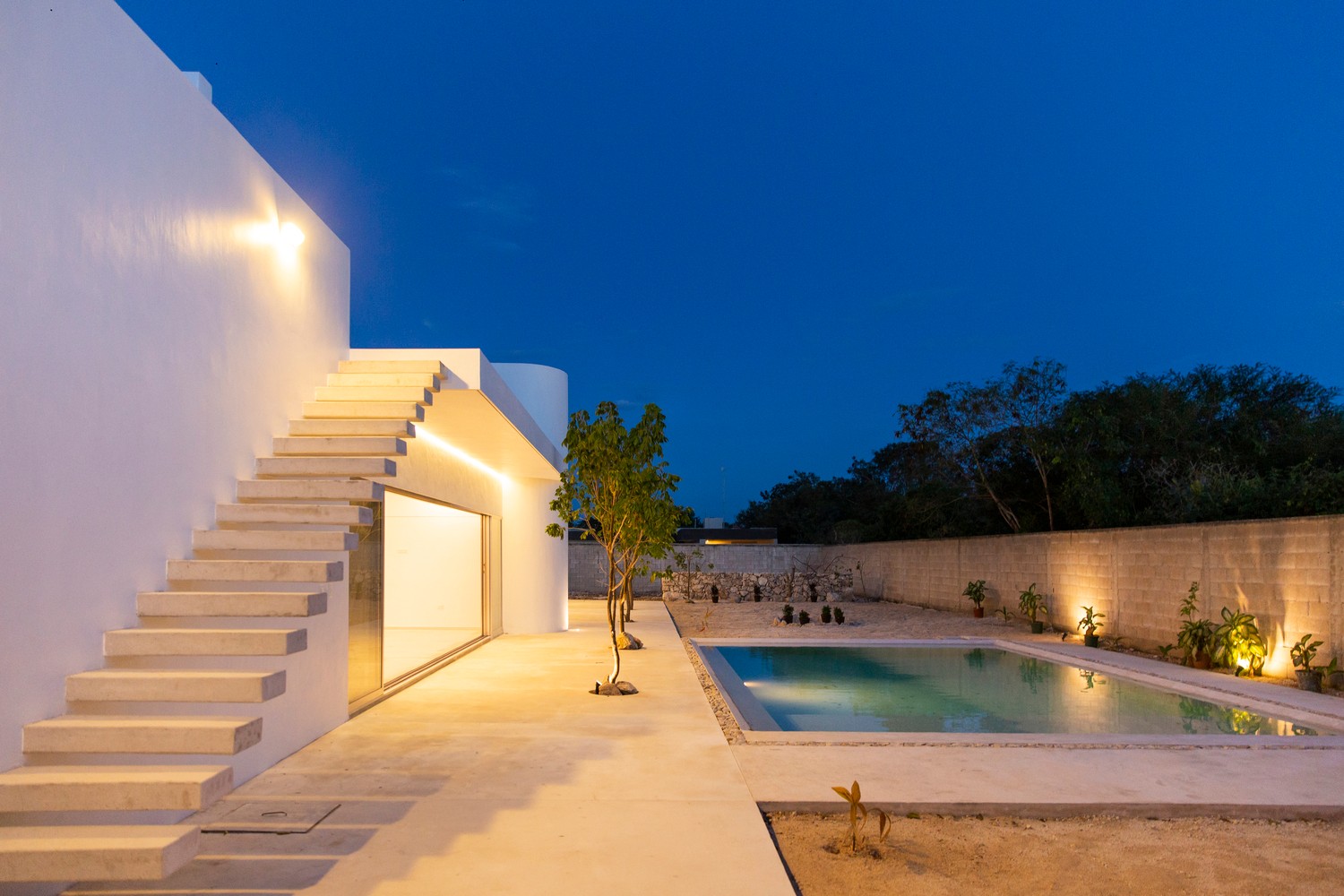 墨西哥 House O + I | 开放空间与光影游戏的住宅设计-10