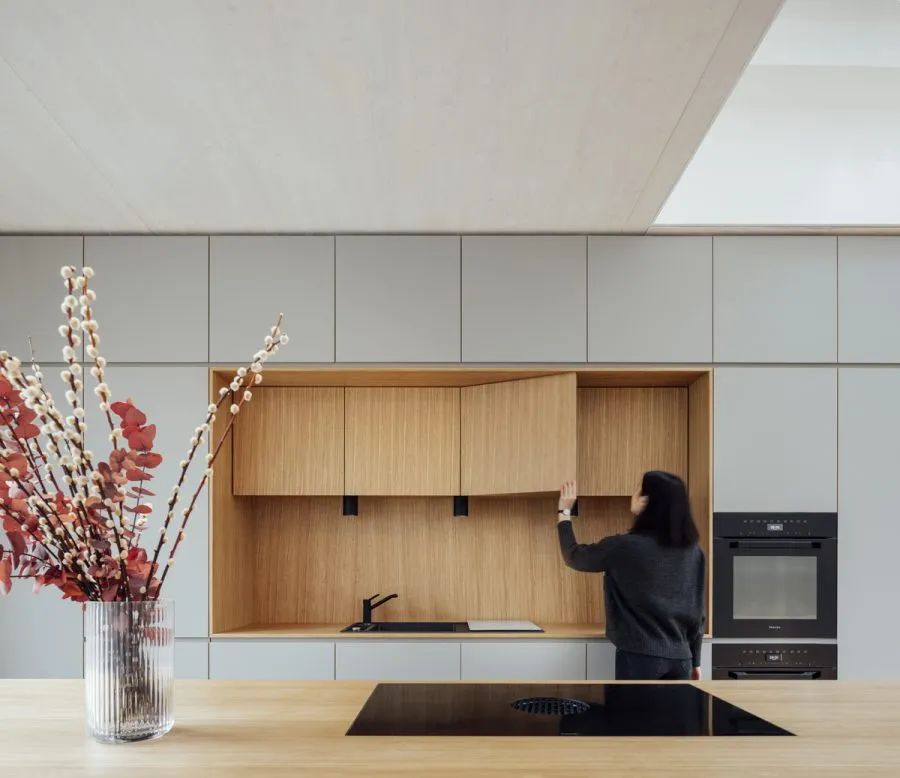 柏林山墙屋丨德国柏林丨Rundzwei Architekten BDA-14