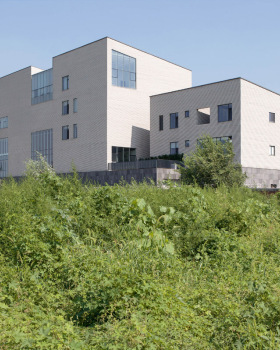 北京东方阳阳企业办公建筑