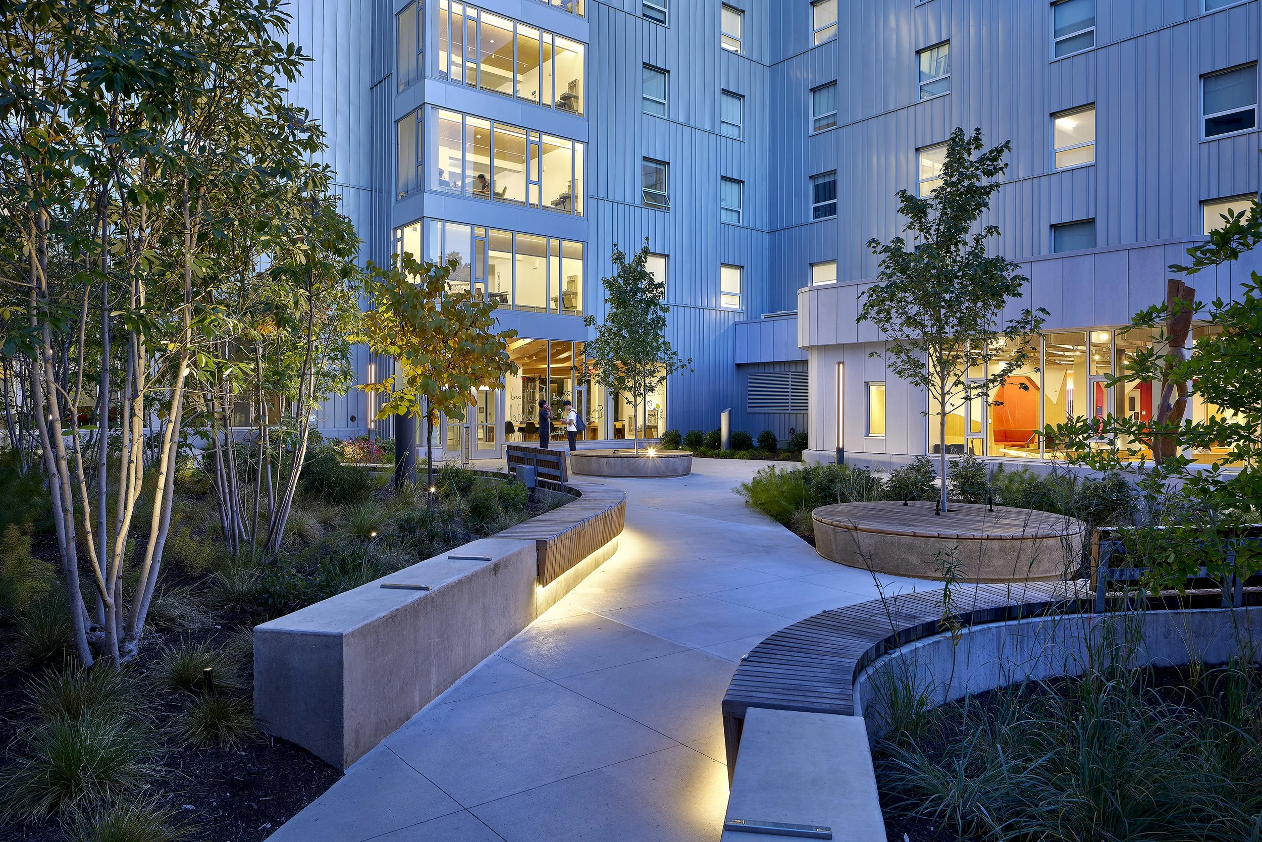 卡内基梅隆大学第五大道与克莱德楼及社区共享空间丨美国匹兹堡丨LTL Architects-14