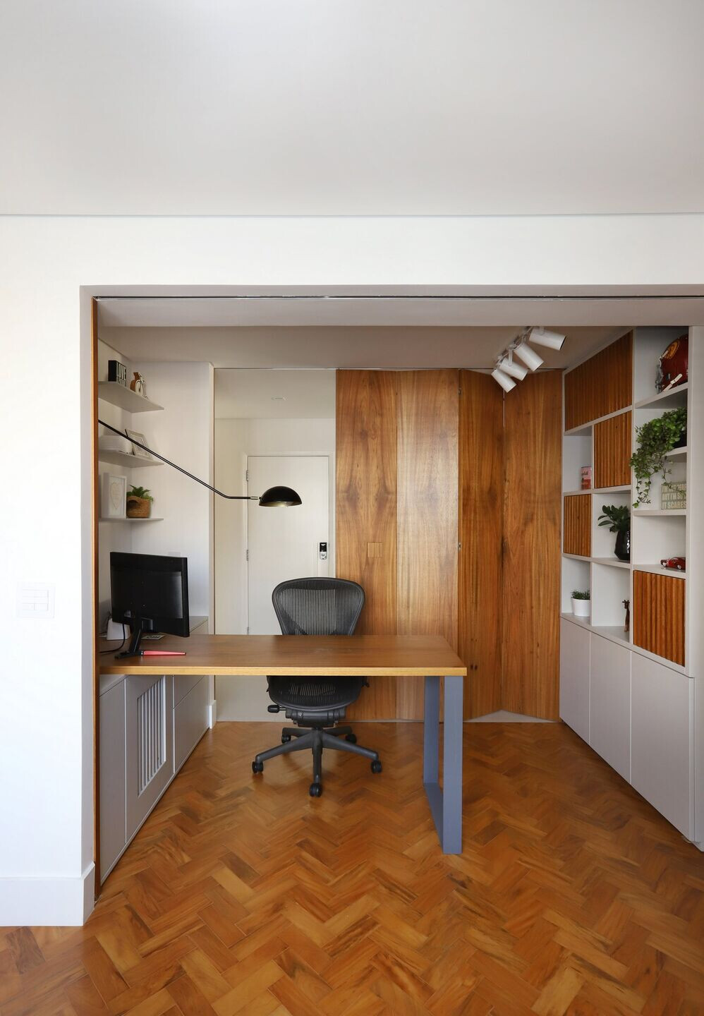 热带风情融入圣保罗公寓丨巴西圣保罗丨Dirani e Marchió-62