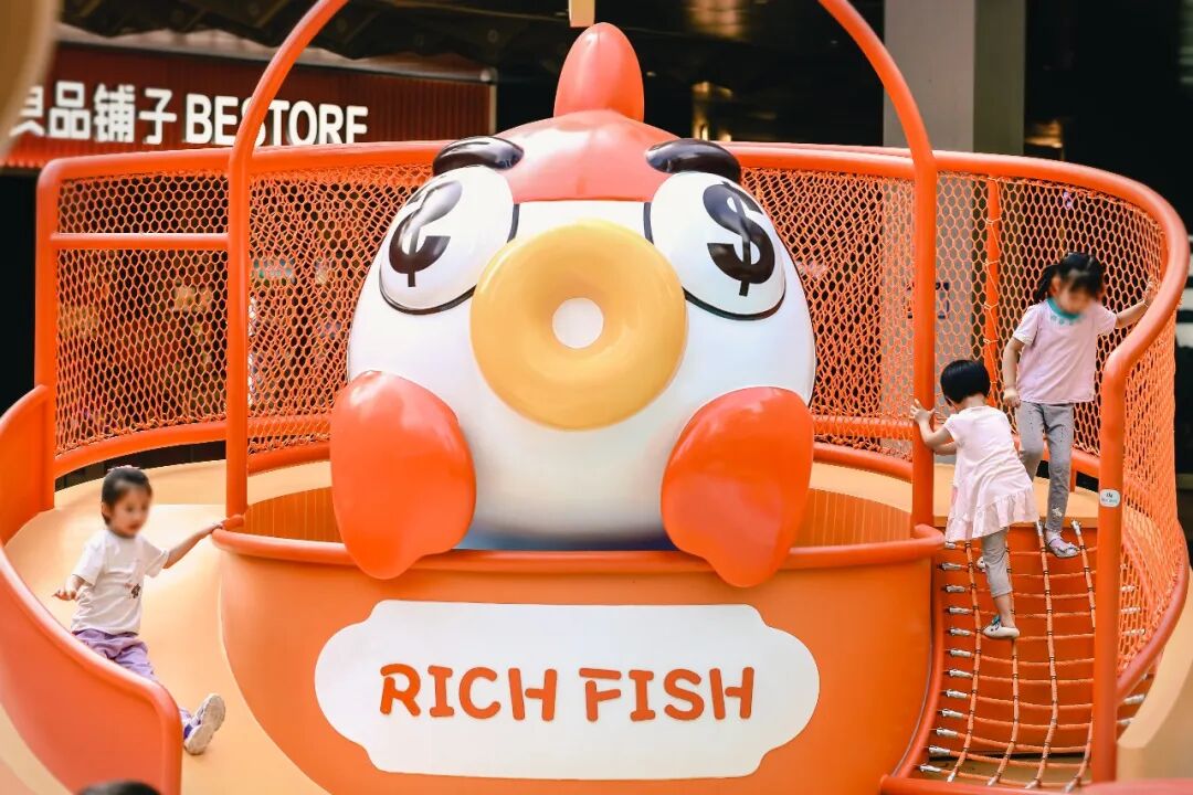 摸摸锦鲤.顽点不一样|云城万科里下沉广场改造-65