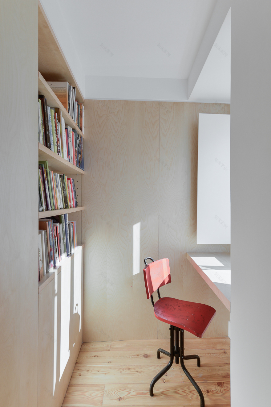 迷宫般的公寓空间,自然与室内和谐相融-9