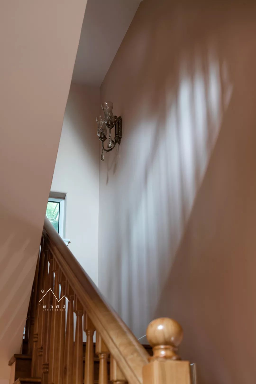 旧别墅新生活 | 南山瞰景,色彩斑斓的改造设计-24