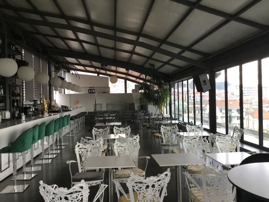 Redesign: Ταράτσα rooftoop cafe bar στη Φλώρινα | winter edition – πριν και μετά-9