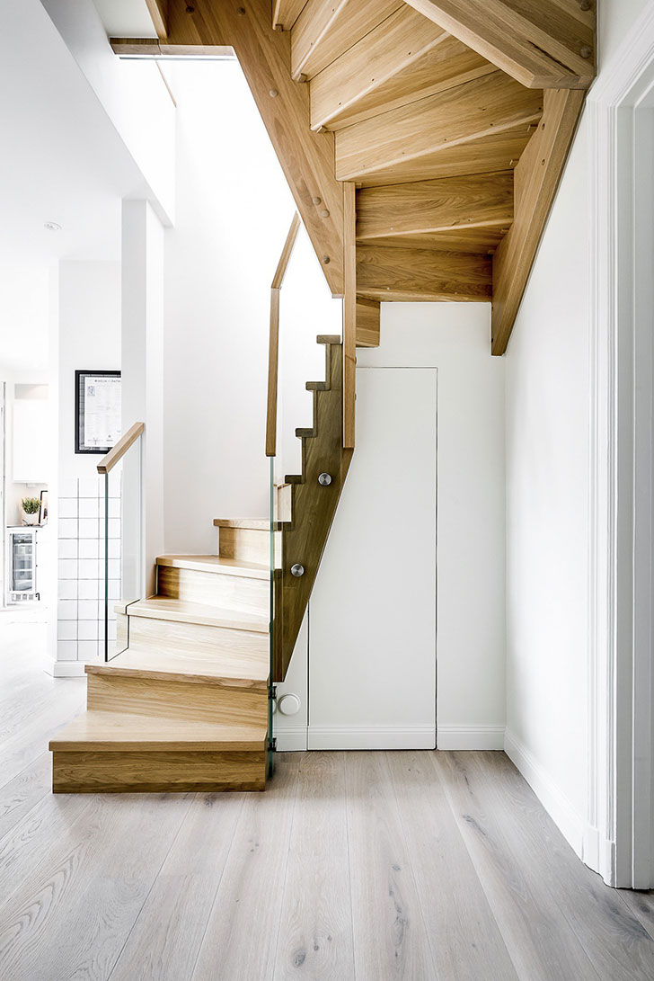 斯德哥尔摩 115 平米公寓 | 暗色调的优雅魅力-25