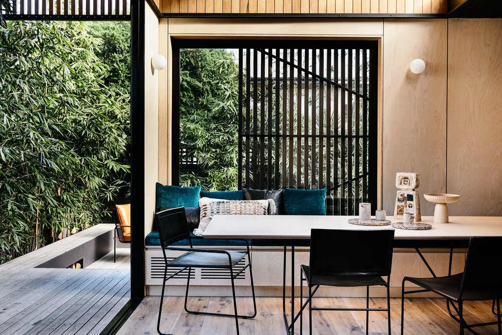 BARNABY LANE Simone Haag-4