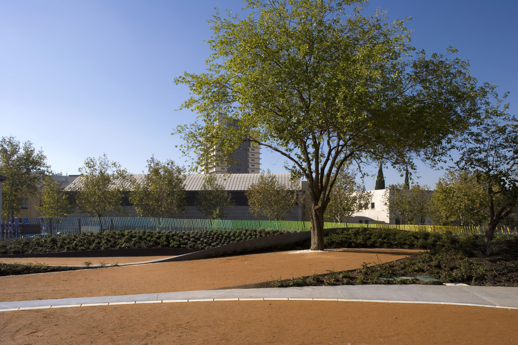 西班牙格兰纳达 ERAS DE CRISTO 公共空间设计-5