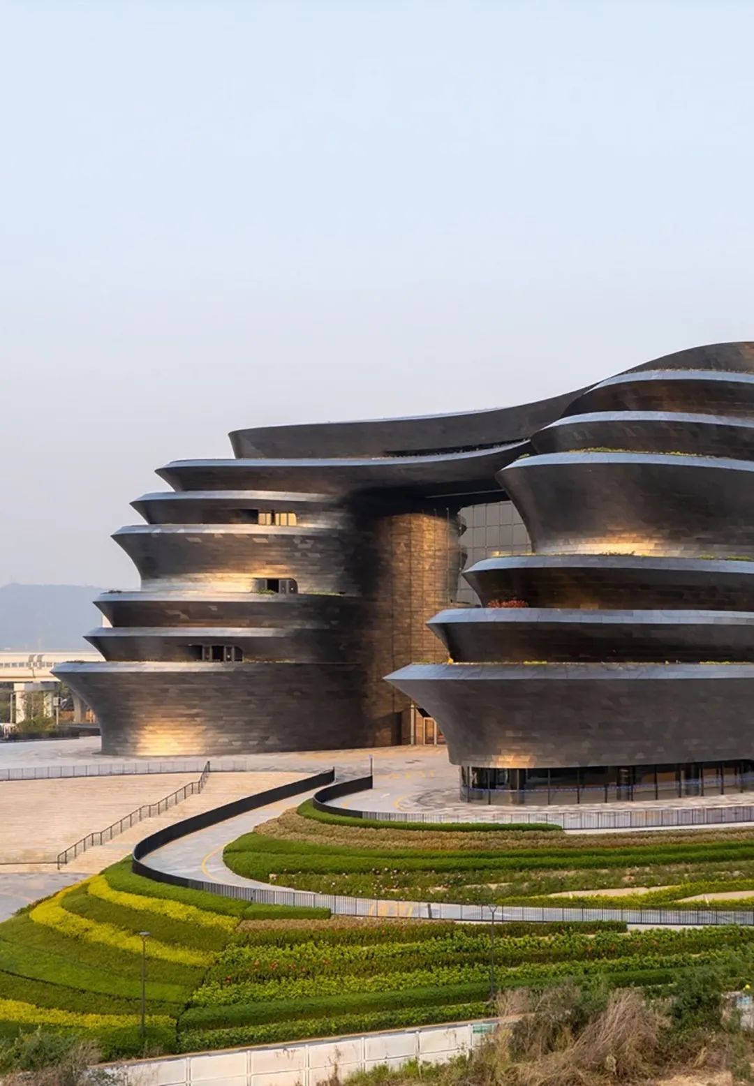 扎哈事务所新作｜深圳科技馆正式开放-6