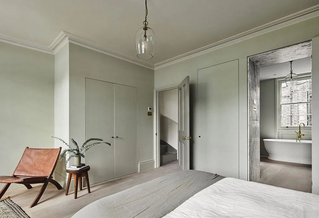 伦敦海德公园旁老联排别墅的现代贵族风内饰设计-16