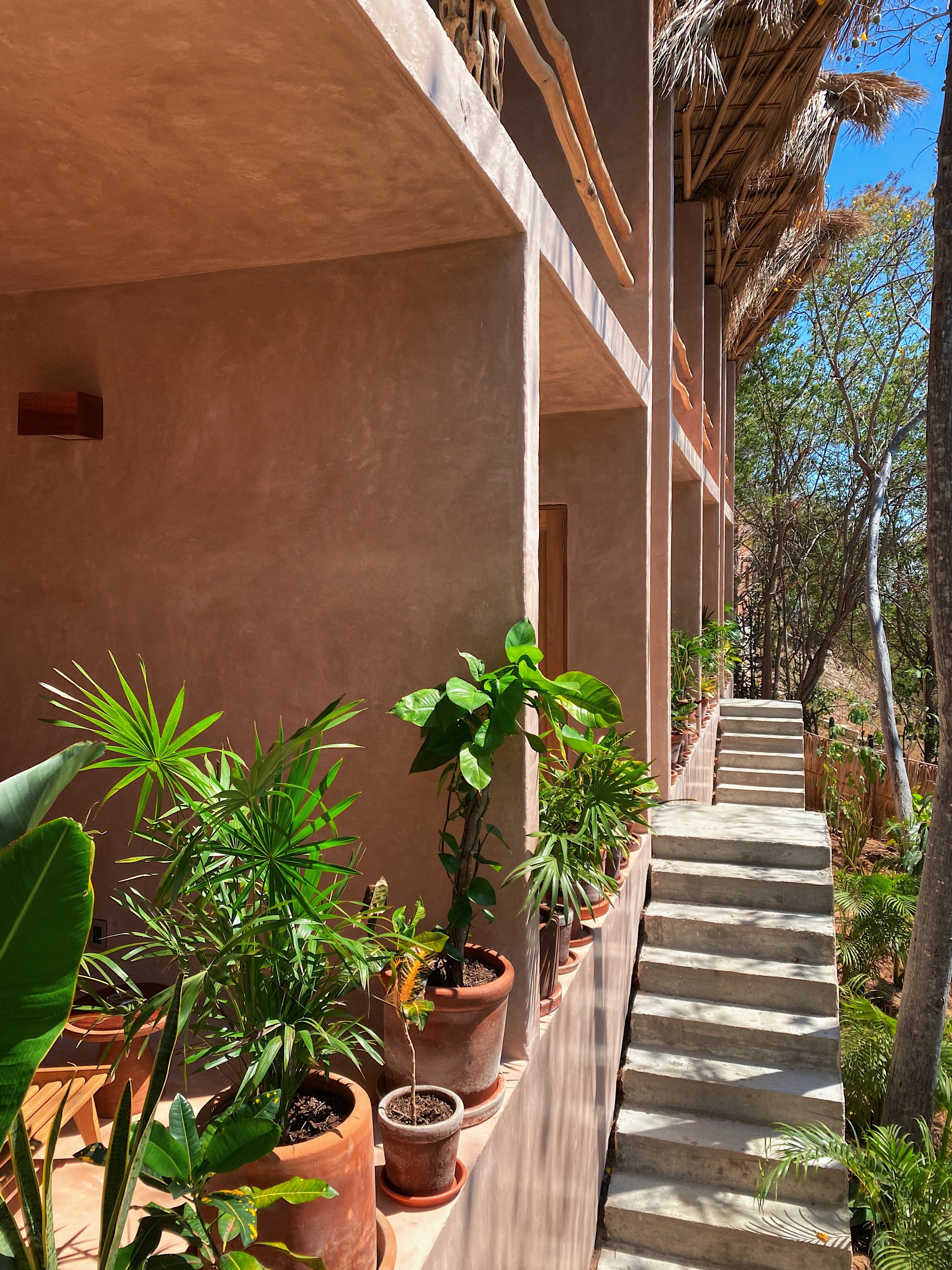 Monte Uzulu Hotel / At-te + Taller LU'UM-18