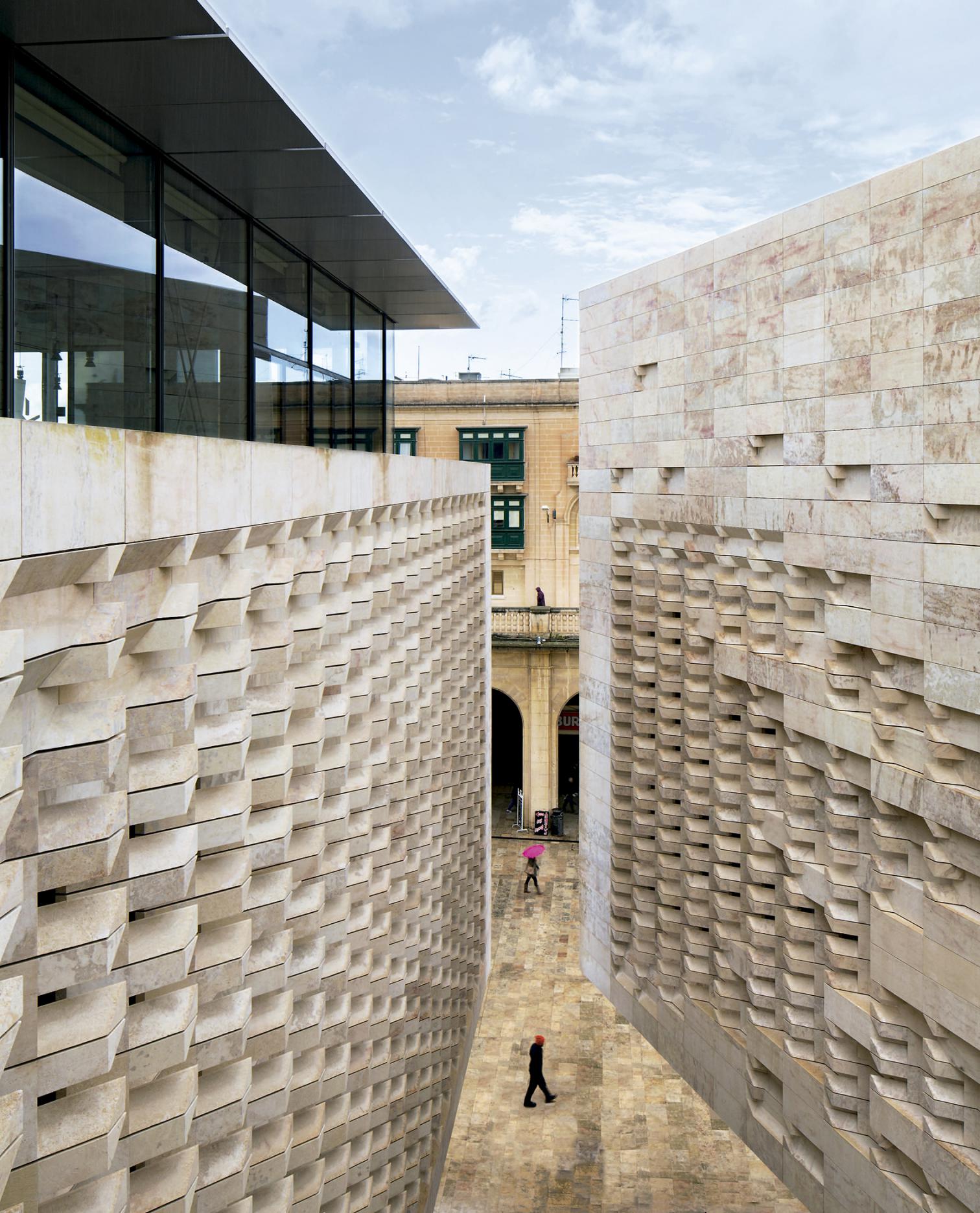 马耳他首都门户重塑 | 简约力量与历史对话-24