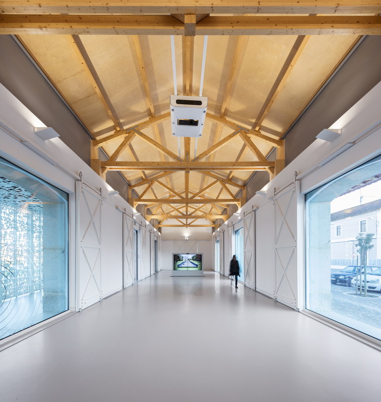 Megalithic Museum  CVDB arquitectos + Tiago Filipe Santos + P-11