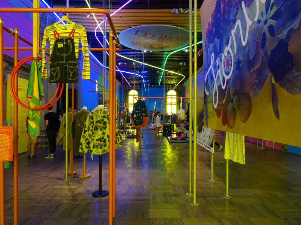 カ・ペーザロ | イタリア の建築【世界建築巡り】-87