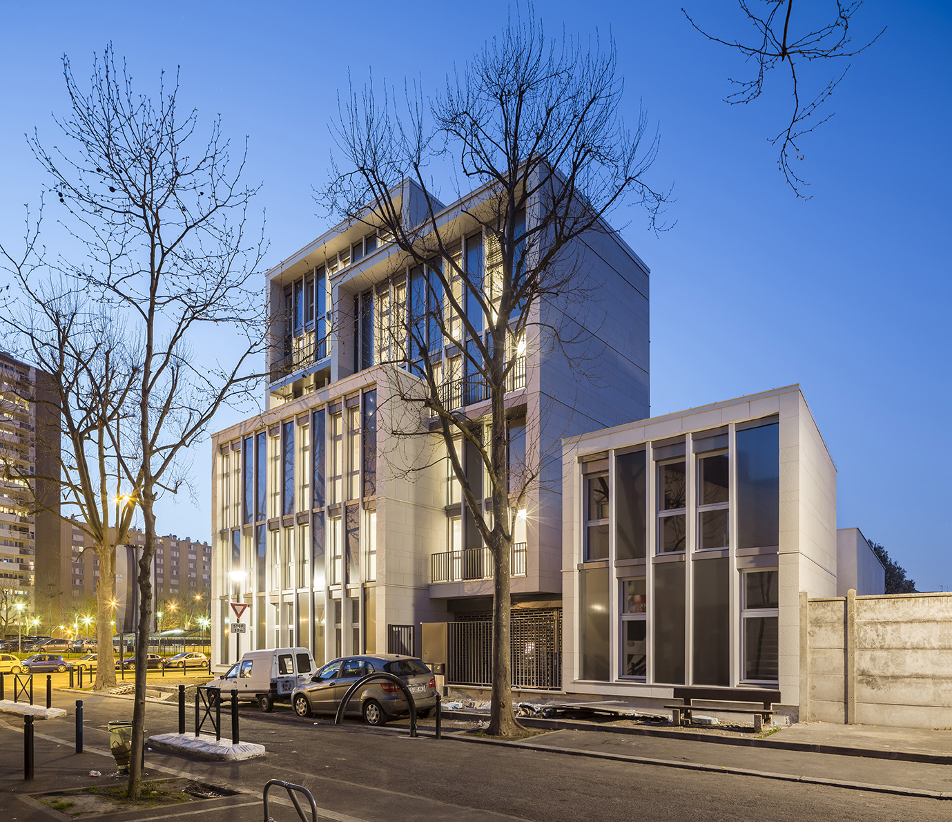 巴黎“蓝色屋顶”木结构住宅楼-26