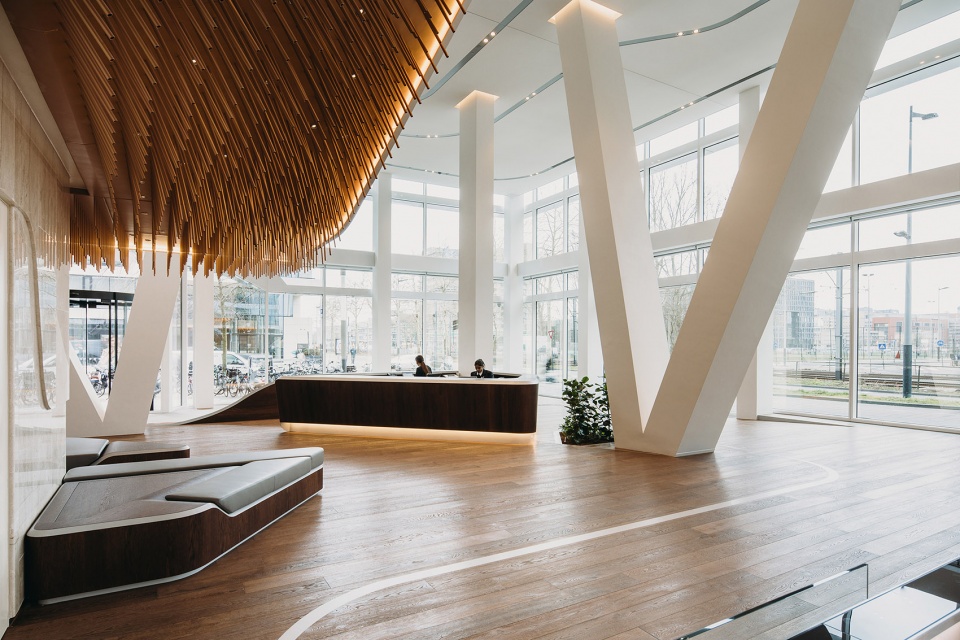阿姆斯特丹 UNStudio 大楼大厅翻新，灵活互动新环境-9