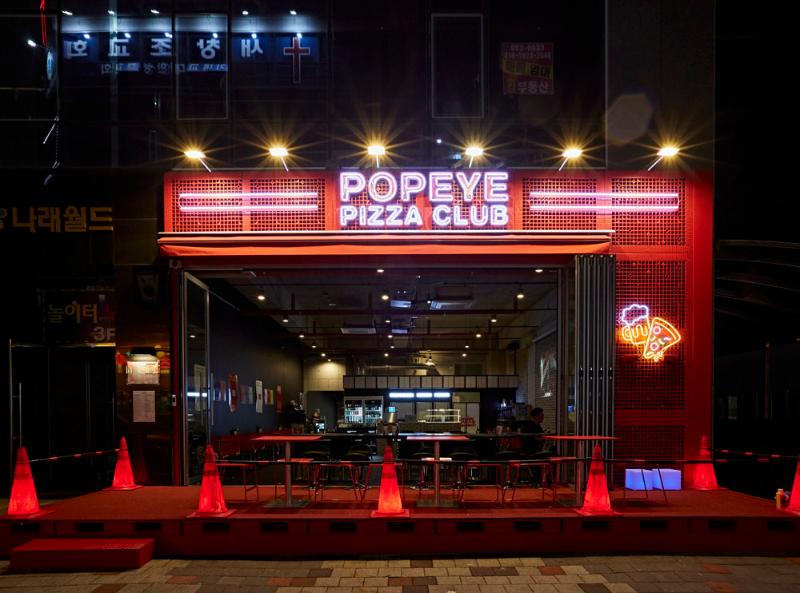 30 平米波兰披萨俱乐部，打造工业风氛围-2