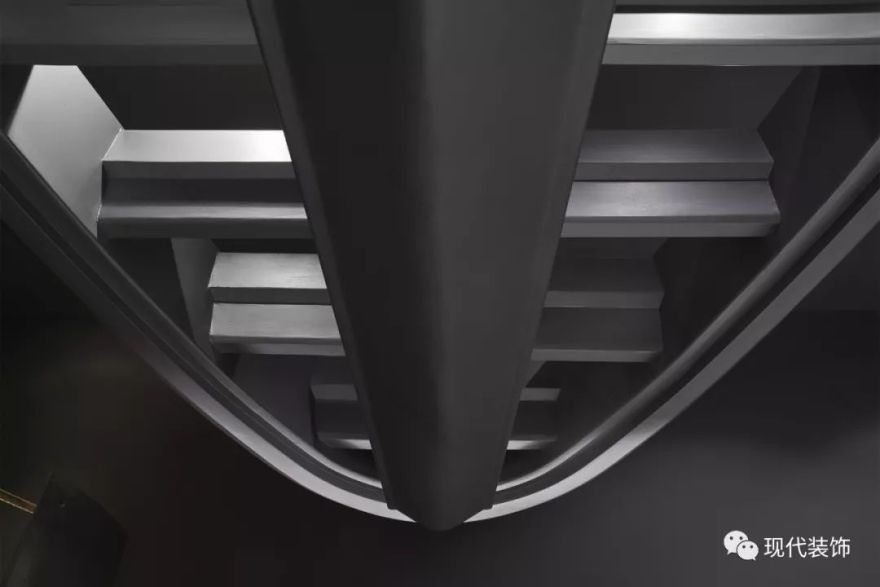 叶梹室内设计 | 充满现代感与未来感的服装体验店!-42