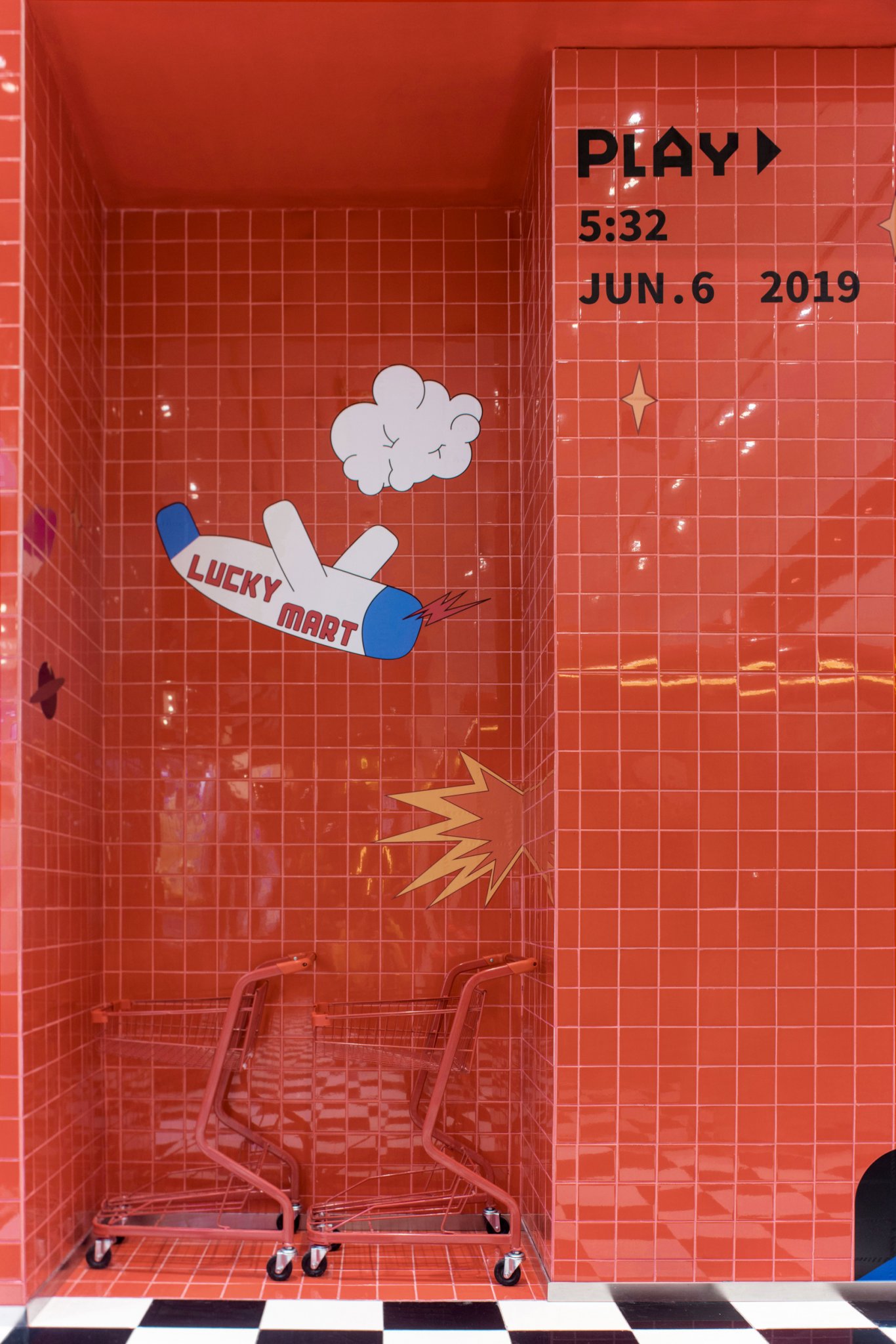 LUCKY MART 潮玩店-16