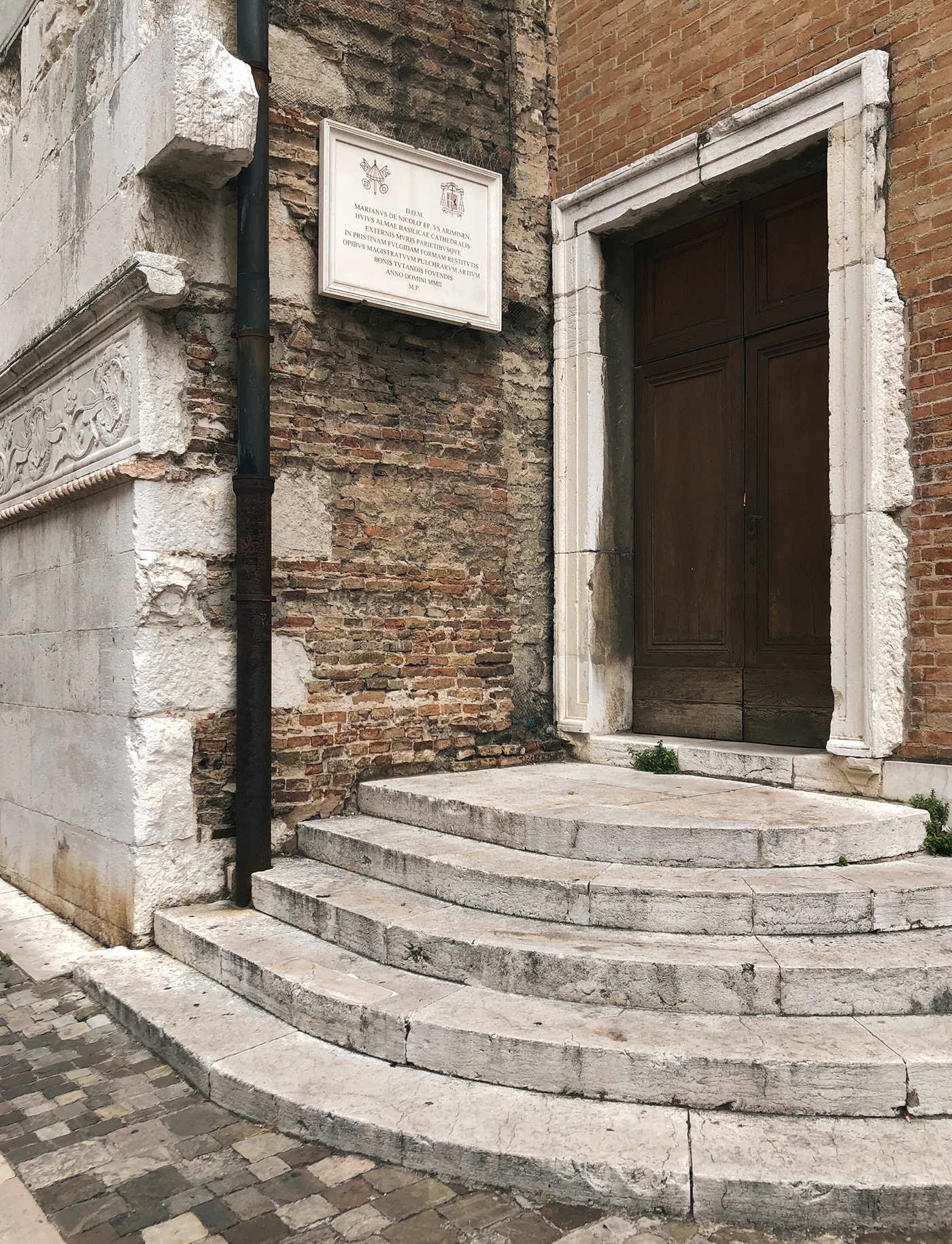 Anastasiya Gushchina 打造意大利 Rimini 优雅公寓，现代简约风典范-7