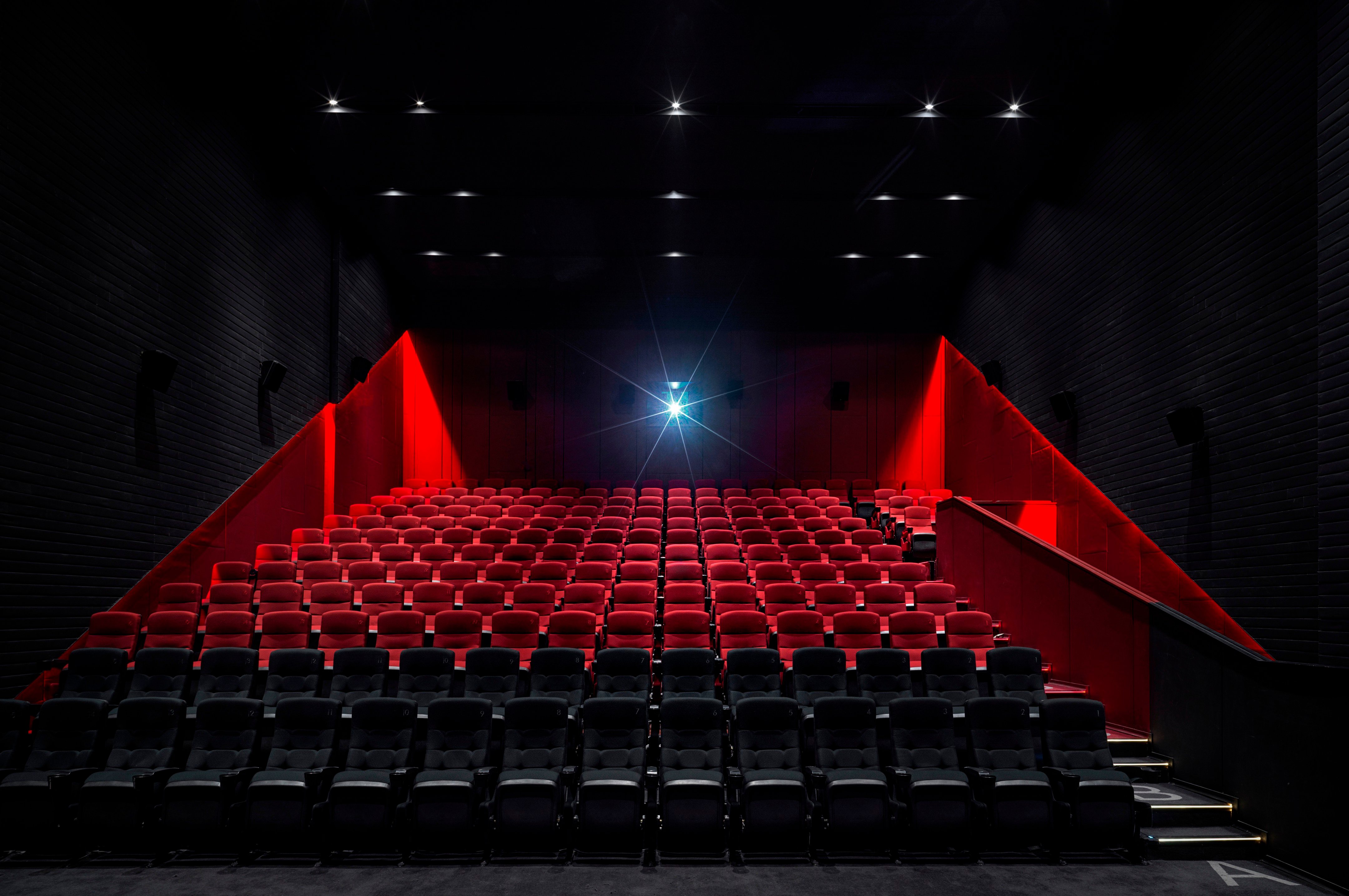 长江太阳里电影院 XianLaBotanicaCapitalandMall | 颠覆传统的红色电影世界-26