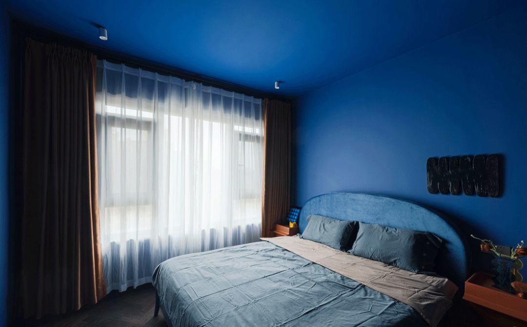 清羽设计丨平层丨粉色楼梯紫色墙壁酷炫星球-43