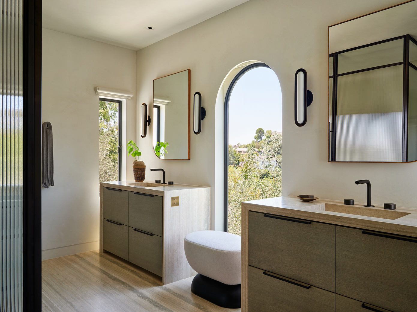 洛斯费利兹当代风格（这里推测Los Feliz是地名，Contemporary可理解为一种当代风格，比如建筑、艺术等领域的当代风格，如果有更具体语境可给出更精准翻译） 丨美国洛杉矶丨Studio Emblem & Co.-9