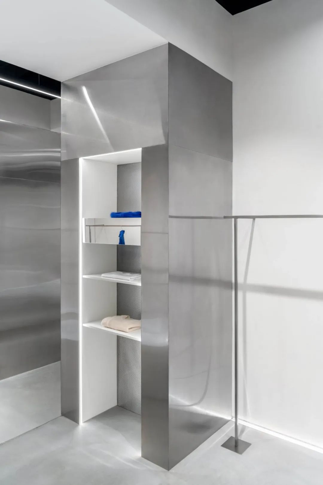 CHER'17 旗舰店丨乌克兰基辅丨TEMP Project-22