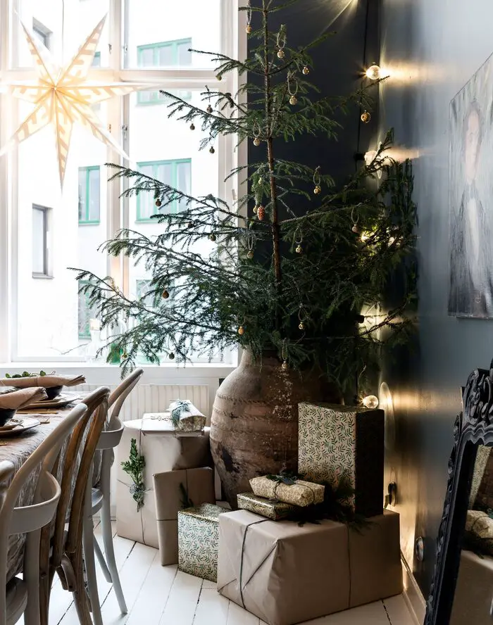 小空间大氛围 | 20 岁设计师的 48m²圣诞公寓-3