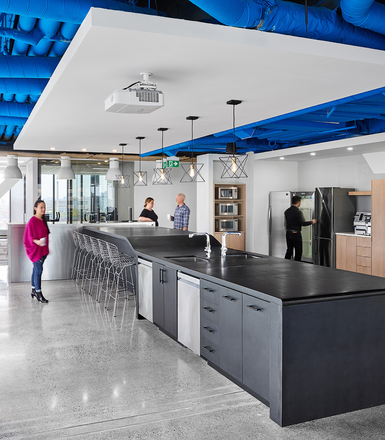 供应链管理软件公司的透明办公空间设计-13