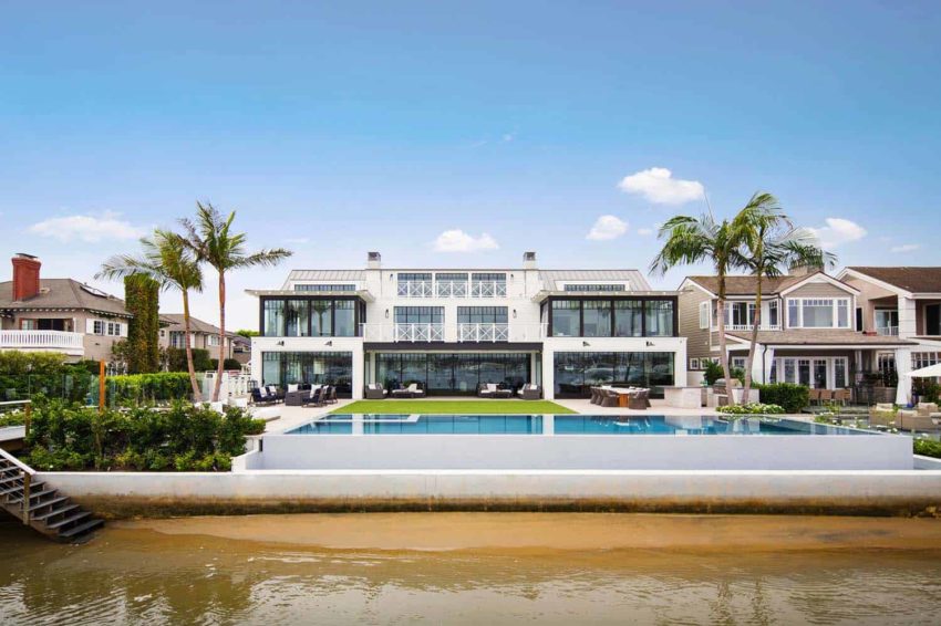 Stunning Modern Newport Beach House created by Sinclair Architects  Associates 令人叹为观止的现代新港海滩住宅由辛克莱建筑师事务所创建-3