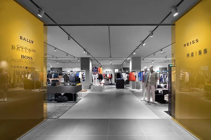 荷兰 DE BIJENKORF 商场男士区设计 | i29-8