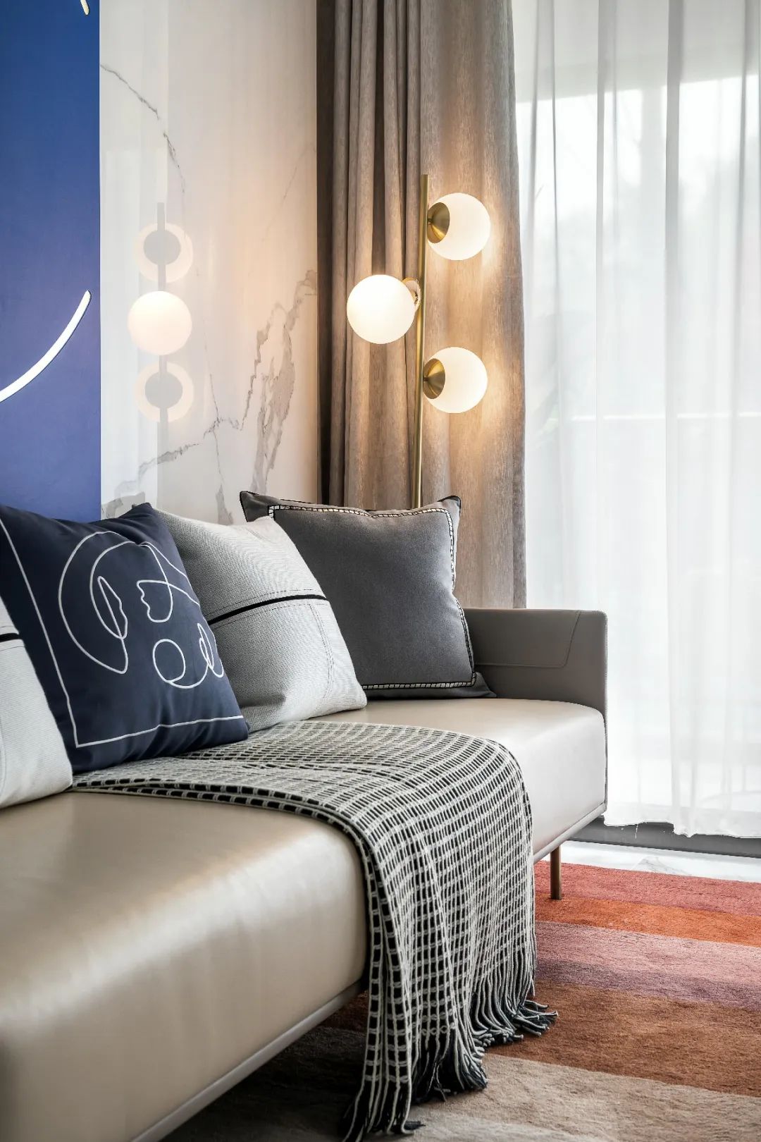 未来城高层 99 户型 | 克莱因蓝的现代艺术空间-16