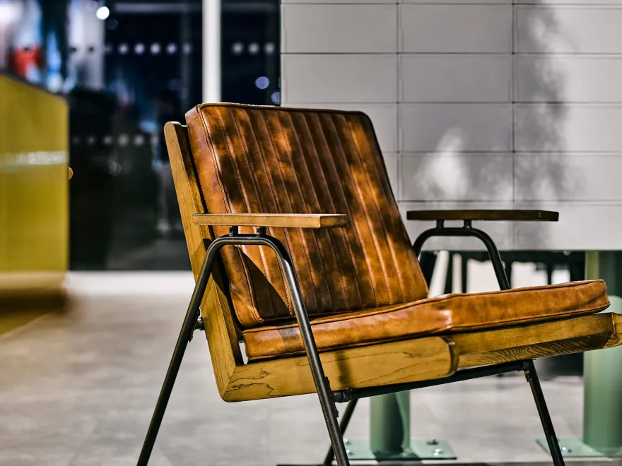 绿客房媒体城 UK 社区中心丨英国丨74-37