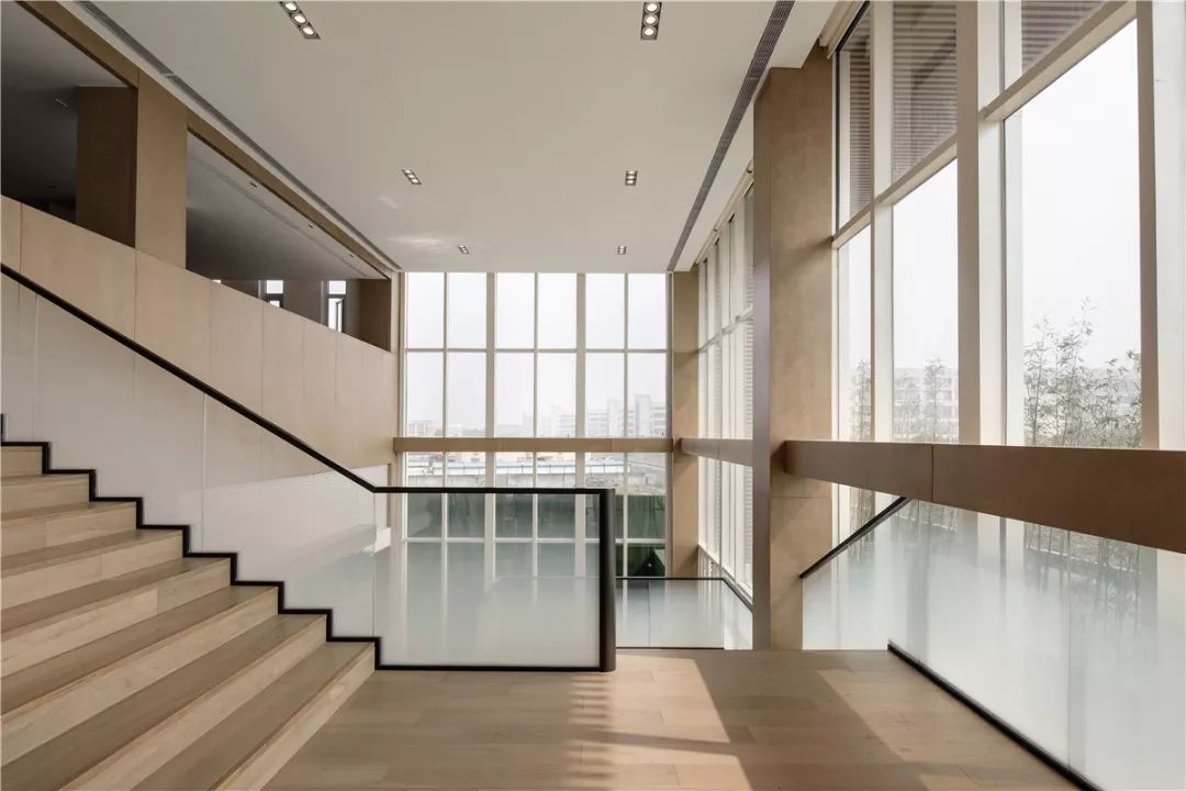 瓯江公元上城营销中心 | 年轻生活与传统空间的完美融合-41