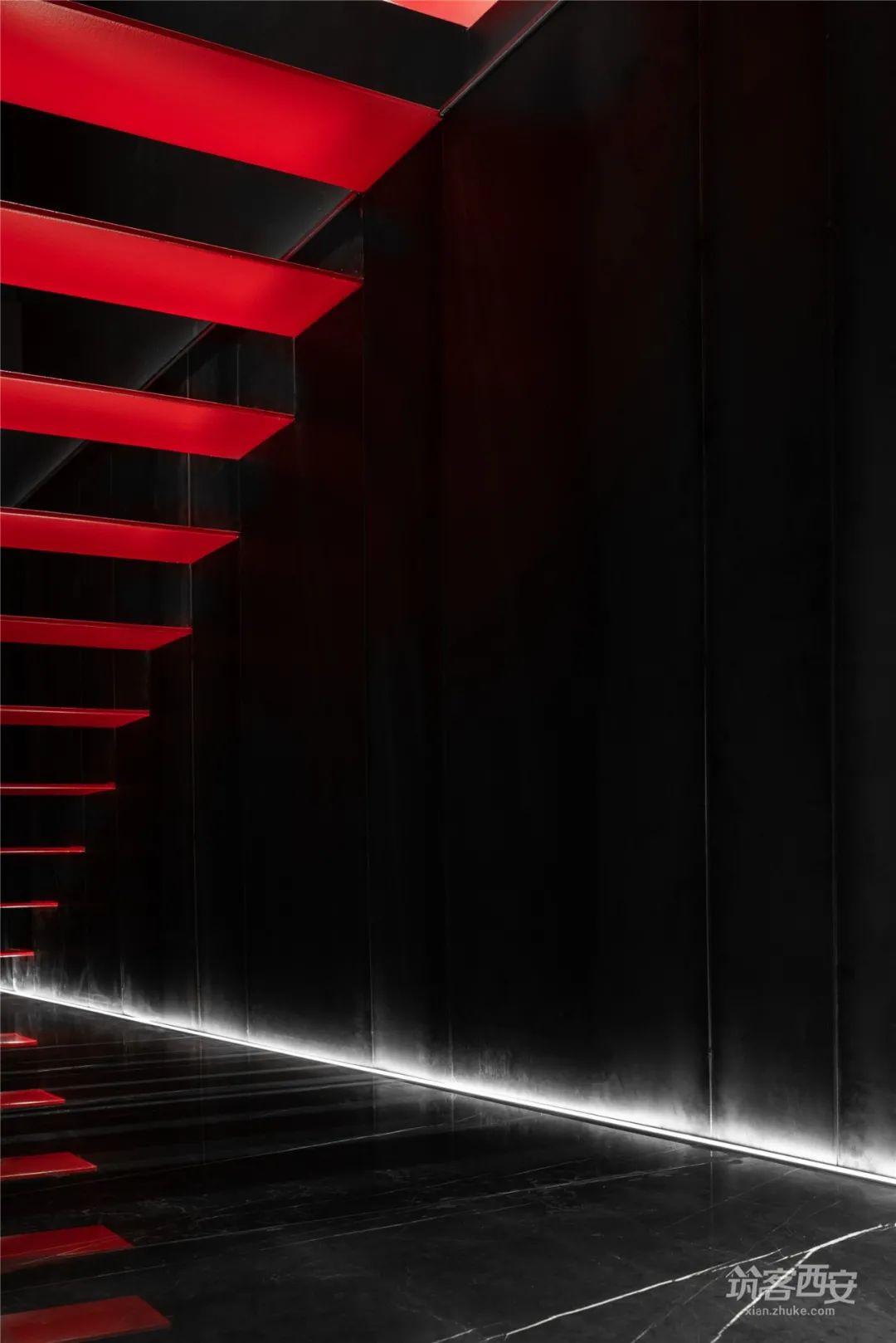 偷出空间的生命力——大明宫建材家居城火光设计-56