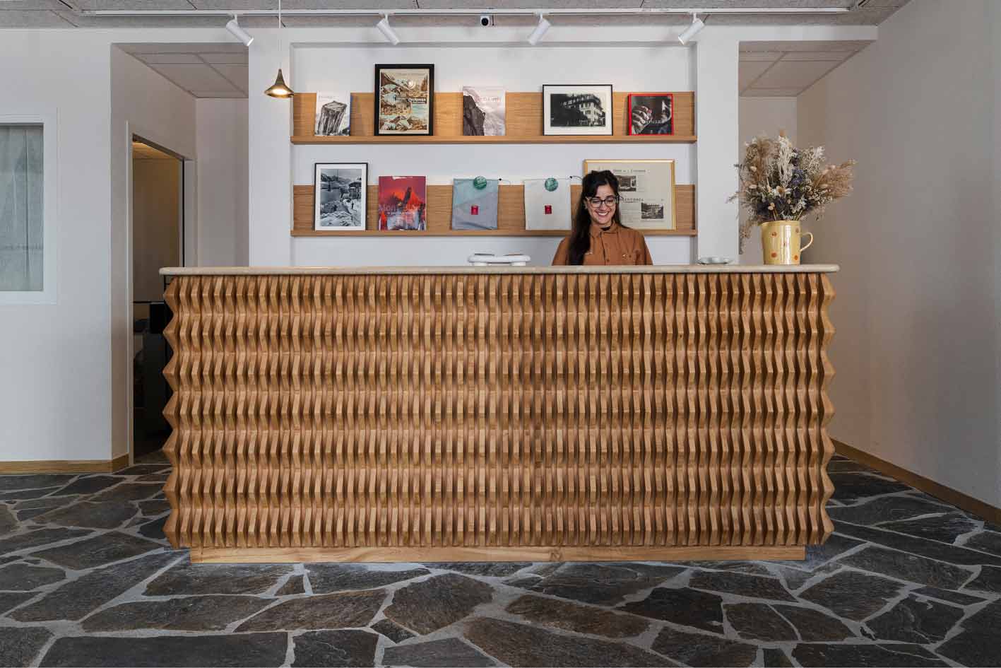 Mobilier des communs de l’hôtel la Couronne à Chamonix | Poitoux-21